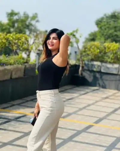 Call Girls Surat Cash On Delivery